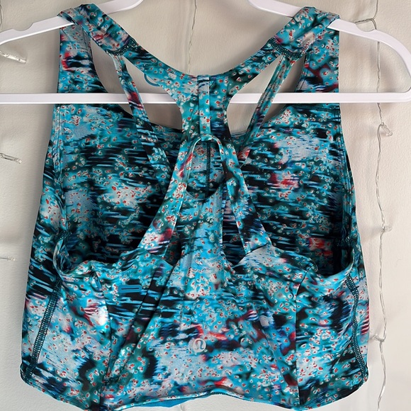 Lulu Racer Back Sports Bra - Picture 2 of 5